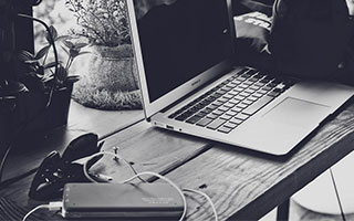 澳亚国际手游下载-热血激战：英国和法国击剑选手赛场上建功