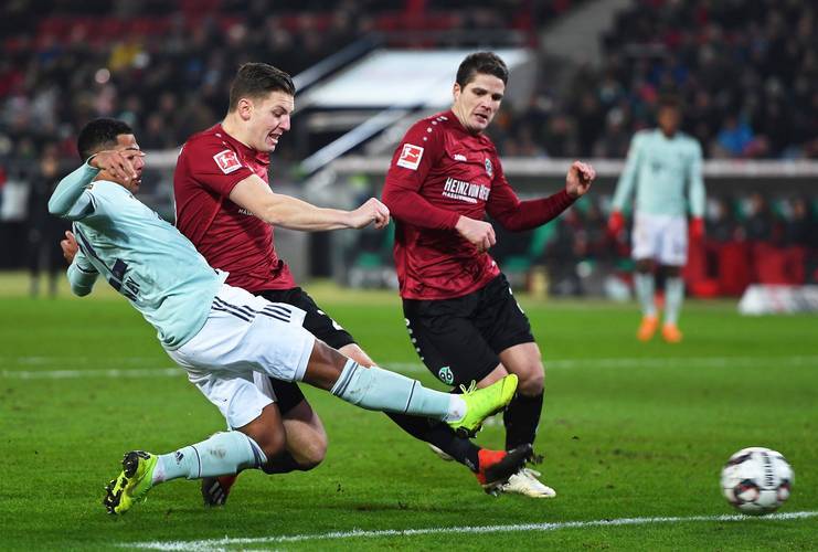 澳亚国际在线登录-卡利亚里主场大胜，逐渐摆脱降级魔咒的简单介绍