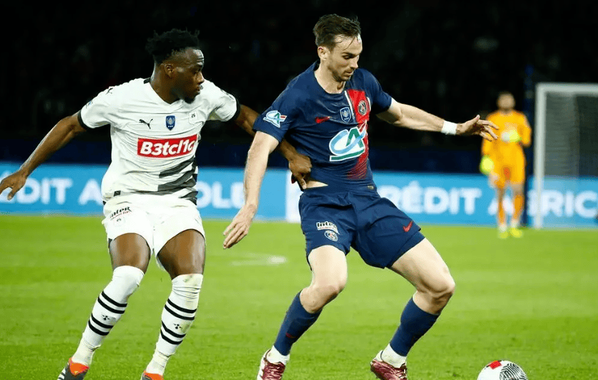 澳亚国际在线登录-包含尼斯主场不敌朗代尔斯，失去连胜的词条